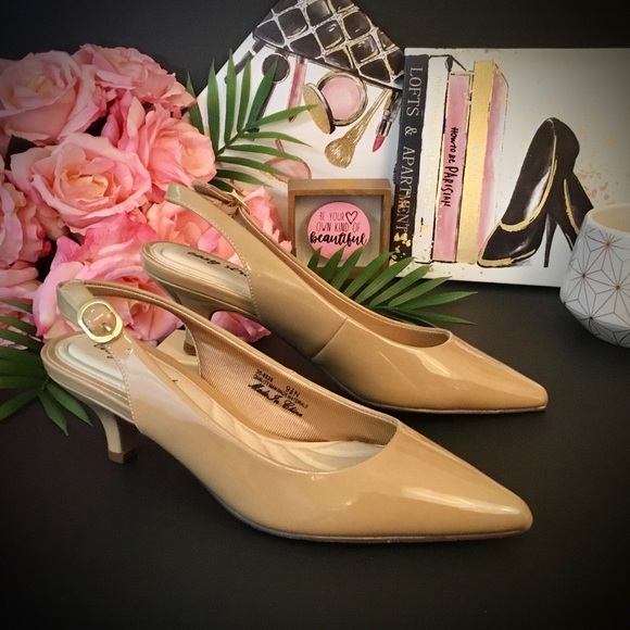 Easy Street ‘Faye’ Nude Patent Sling Back Pump - Picture 11 of 13